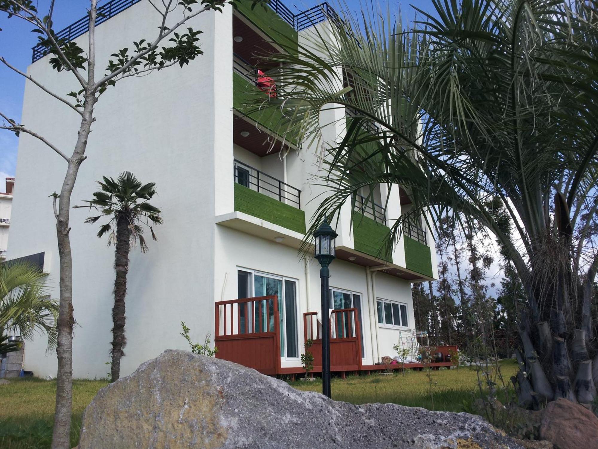 Jeju Bada Wi Olle Pension Σεογκουίπο Εξωτερικό φωτογραφία