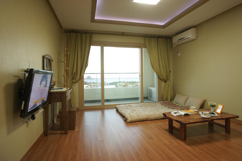 Jeju Bada Wi Olle Pension Σεογκουίπο Δωμάτιο φωτογραφία