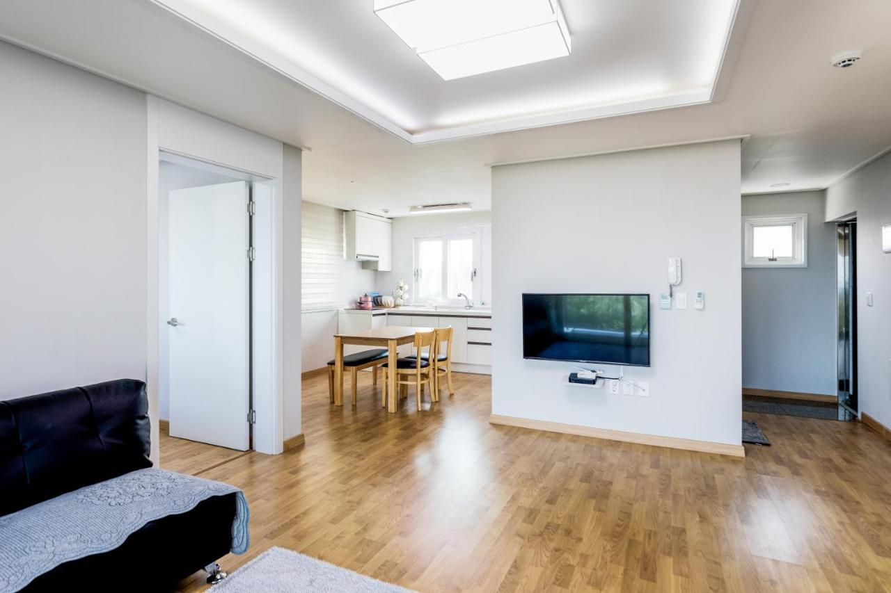 Jeju Bada Wi Olle Pension Σεογκουίπο Εξωτερικό φωτογραφία