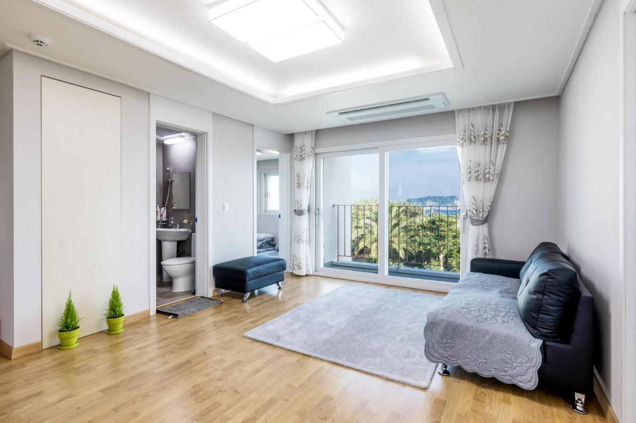 Jeju Bada Wi Olle Pension Σεογκουίπο Εξωτερικό φωτογραφία